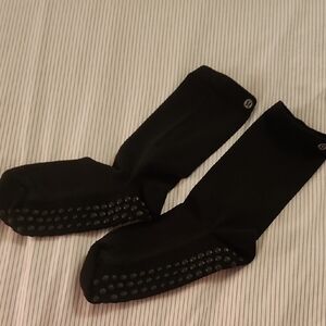 Unisex Find Your Balance Grip Crew Socks